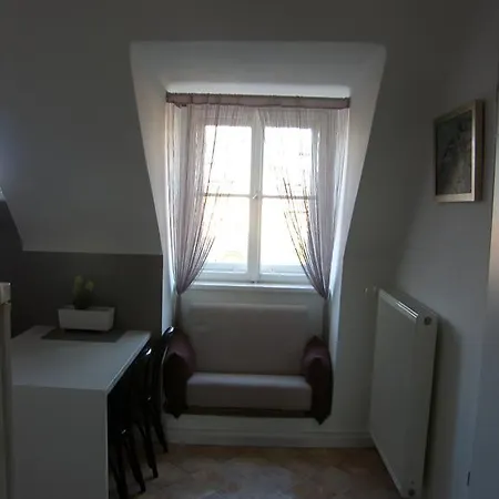 Murano Apartaments Old Town Apartment