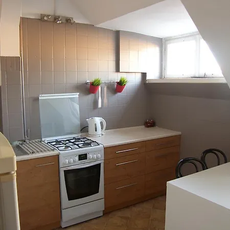 Murano Apartaments Old Town Apartment *